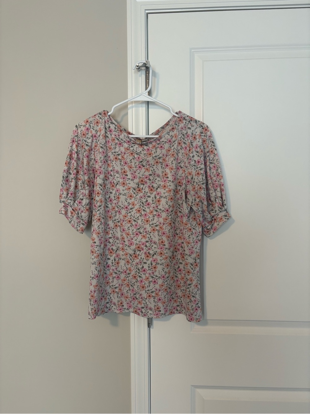 Misia Pink Floral Crewneck Short-Sleeve Blouse